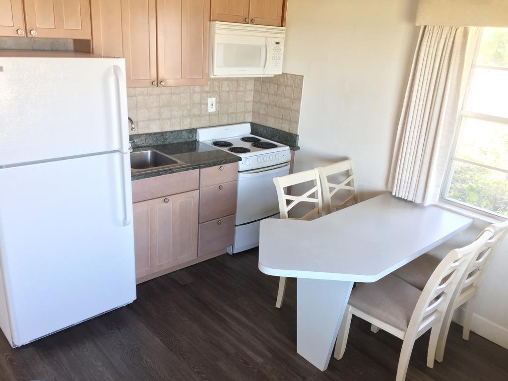 Surf Studio Beach Resort Cocoa Beach Buitenkant foto